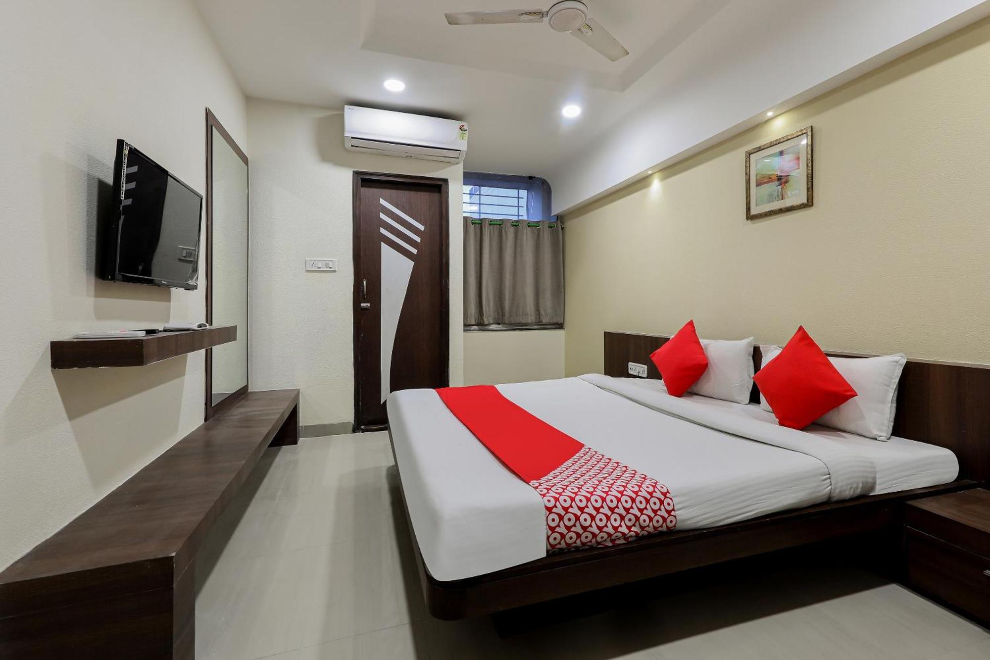 Oyo Hotel Relax Indore Exterior photo